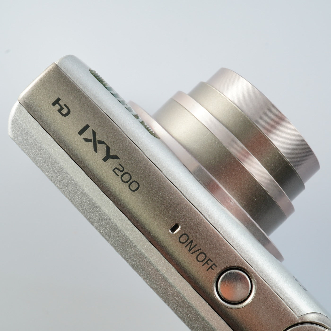 Canon IXY 200 ( PowerShot SD980 IS ) +SD 8GB コンパクトデジタルカメラ