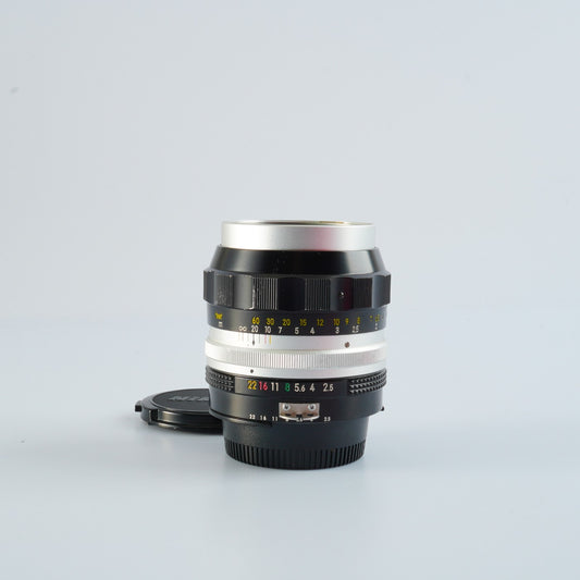 Nikon Nikkor-P Auto 105mm F/2.5 Ai改  単焦点レンズ