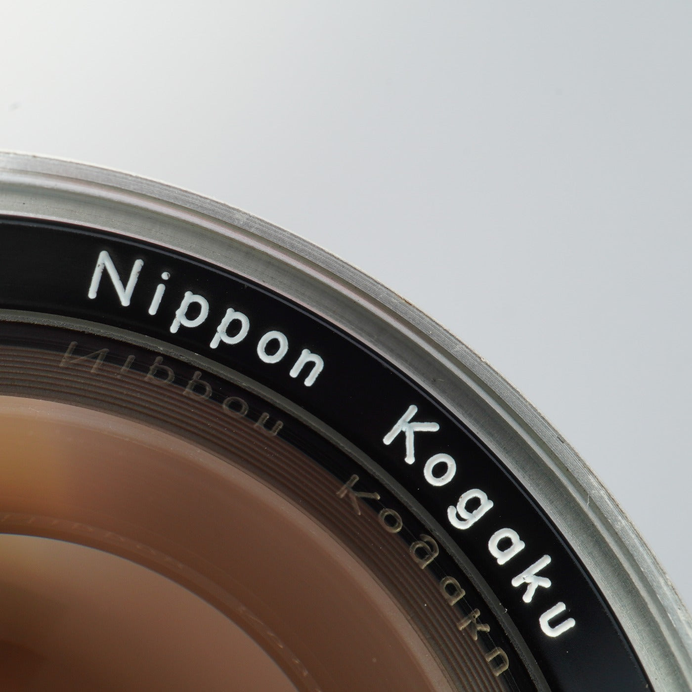 Nikon Nikkor-P Auto 105mm F/2.5 Ai改  単焦点レンズ