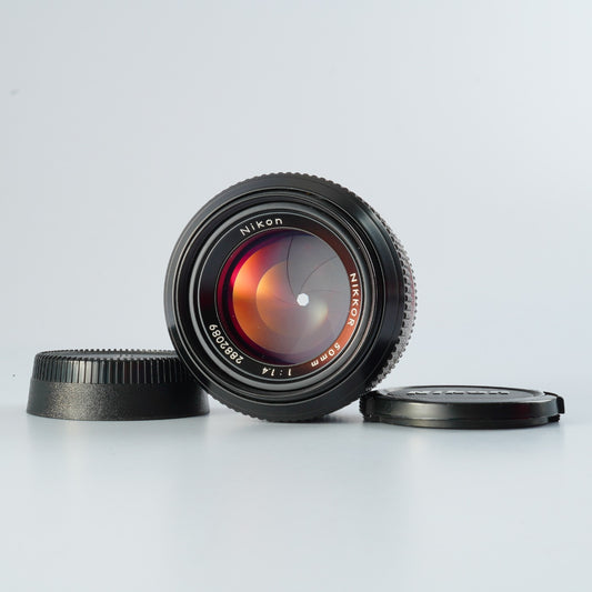 Nikon NIKKOR 非Ai 50mm F/1.4  単焦点レンズ