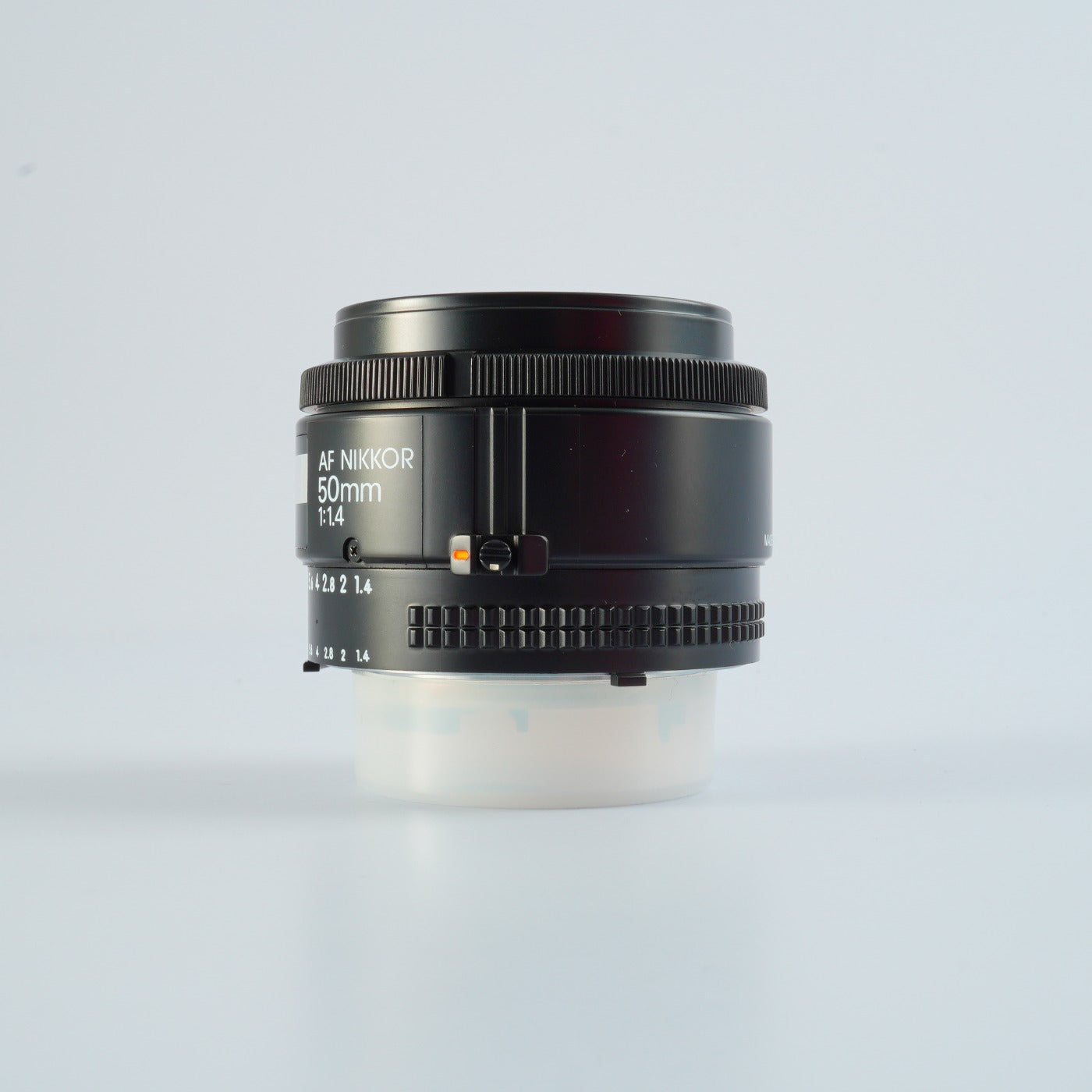Nikon AF Nikkor 50mm F/1.4  単焦点レンズ