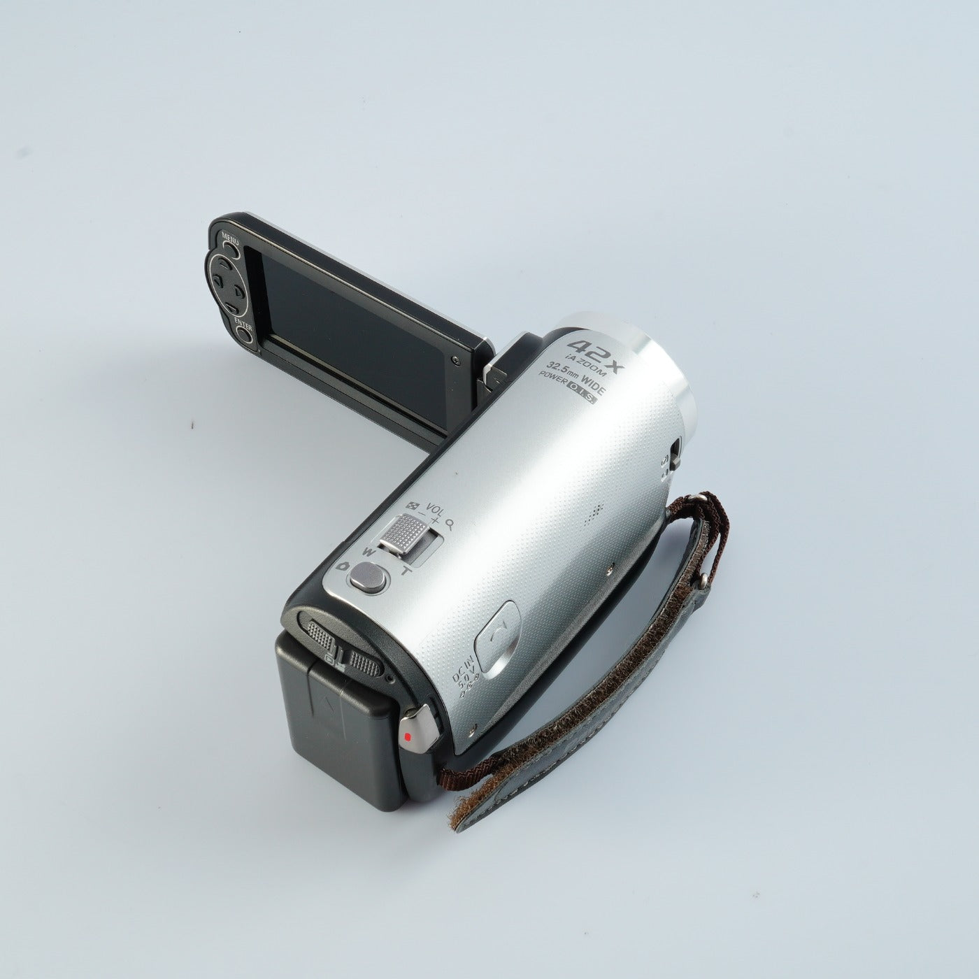 Panasonic HC-V100M + SD 4GB デジタルムービーカメラ