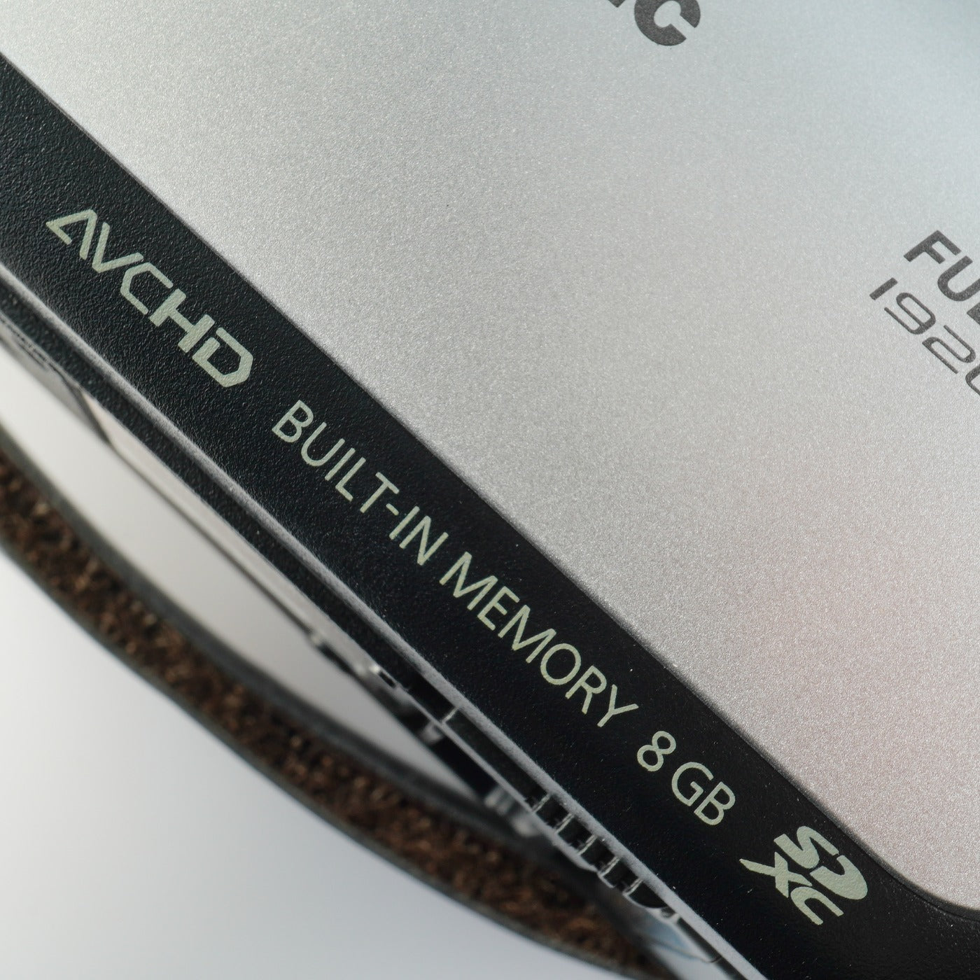 Panasonic HC-V100M + SD 4GB デジタルムービーカメラ