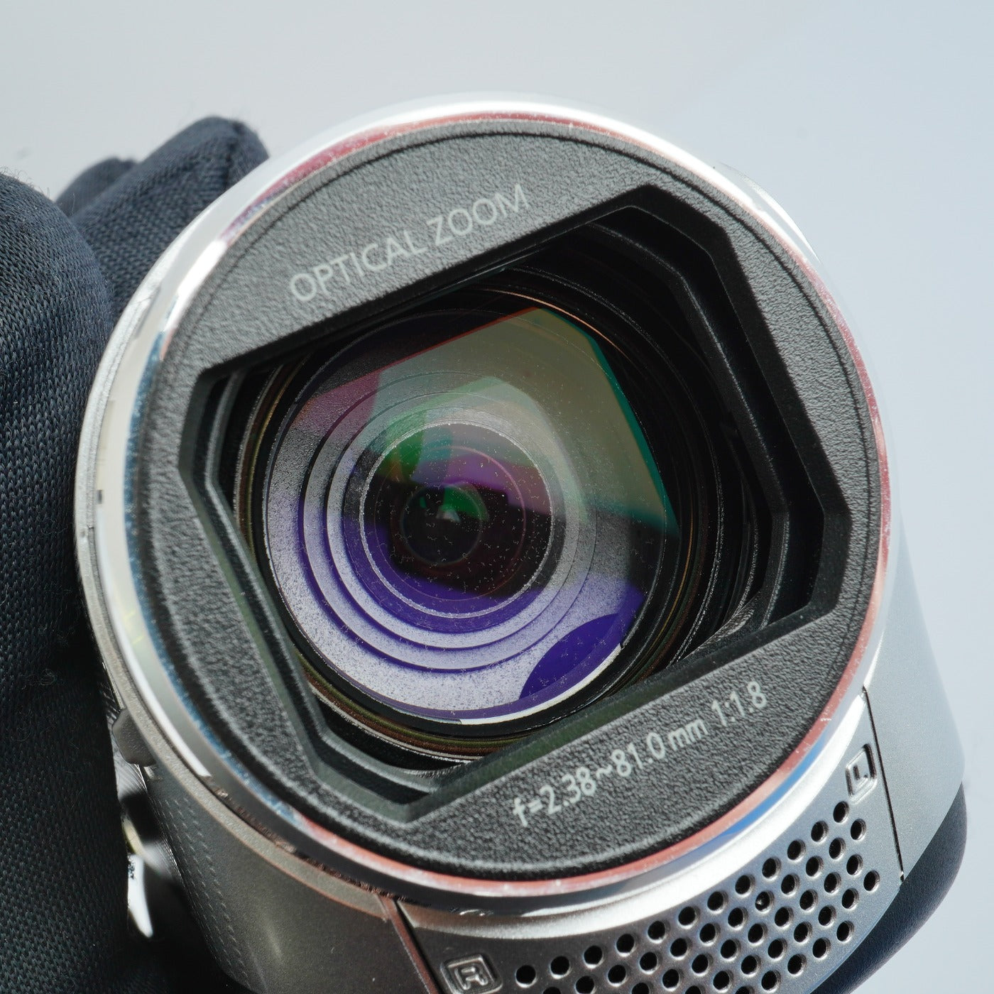 Panasonic HC-V100M + SD 4GB デジタルムービーカメラ