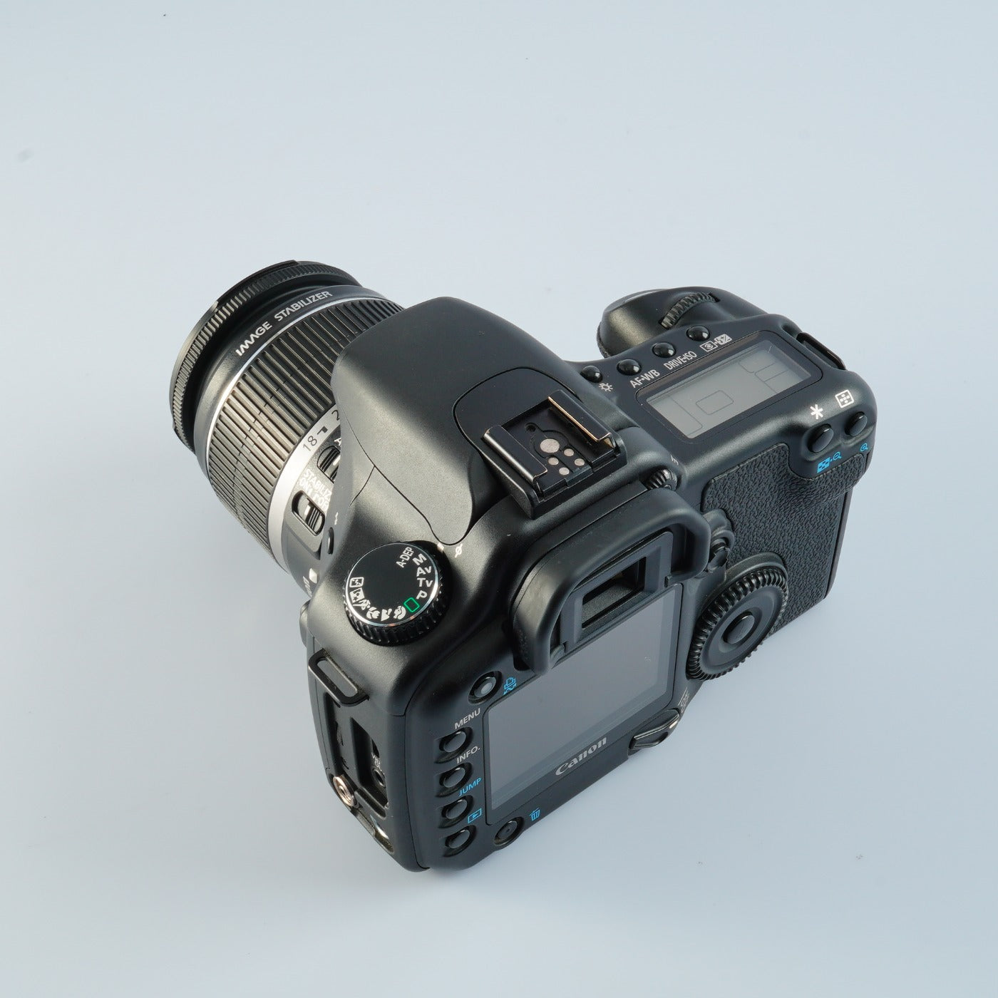 Canon EOS 30D + EF-S 18-55mm F/3.5-5.6 IS + CF 1GB デジタル一眼レフカメラ