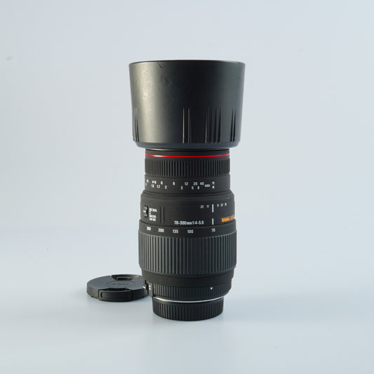 SIGMA DG APO Macro Super 70-300mm f/4.0-5.6  (Nikon F用) ズームレンズ