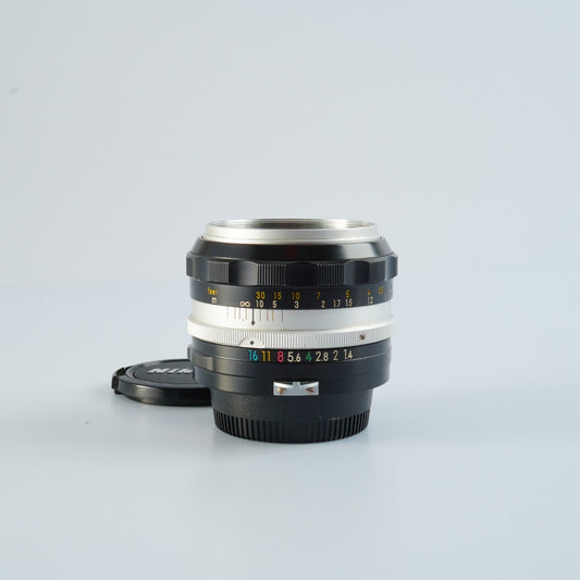 Nikon Nikkor-S Auto 非Ai 50mm F/1.4  単焦点レンズ