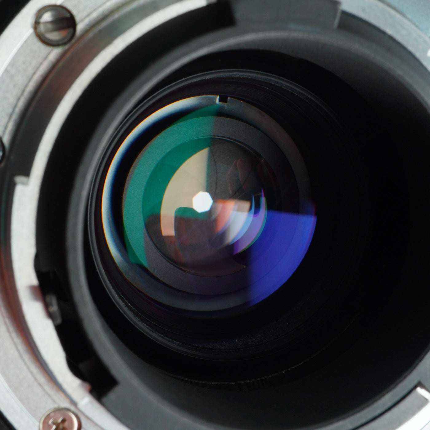 Nikon AF Nikkor 28-85mm f/3.5-4.5  ズームレンズ