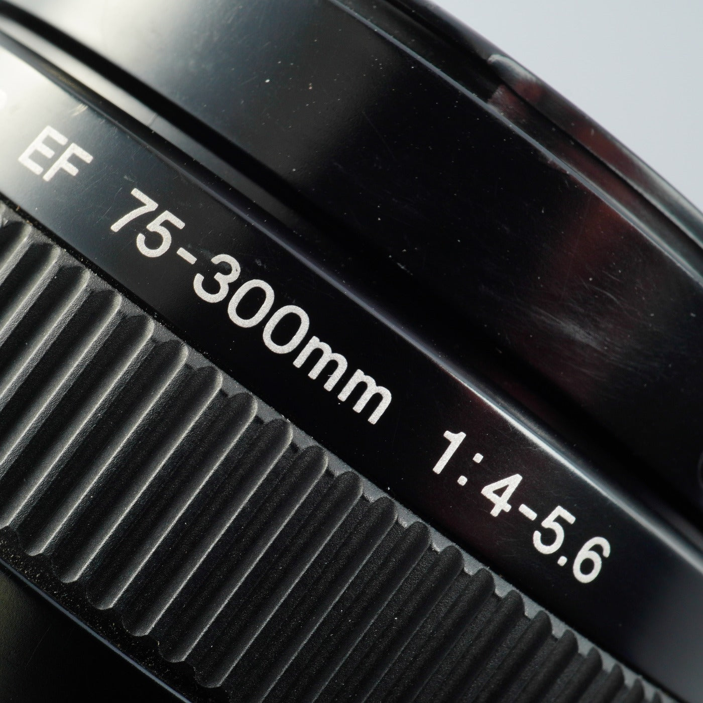 Canon EF 75-300mm F/4-5.6 USM  ズームレンズ