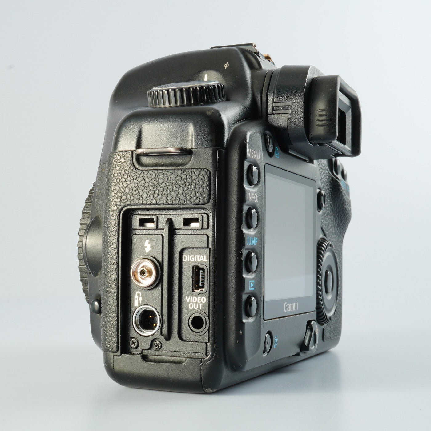 Canon EOS 5D + EF 35-135mm F/4-5.6 USM + EP-EX15 + CF 8GB Digitale Spiegelreflexkamera