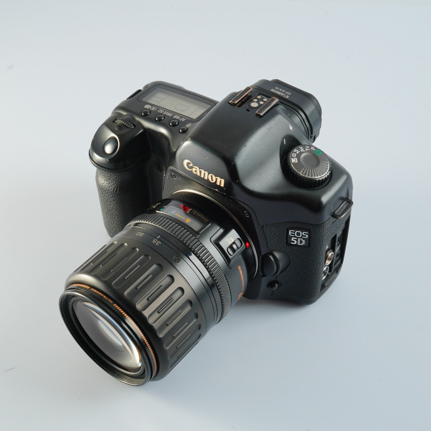 Canon EOS 5D + EF 35-135mm F/4-5.6 USM + EP-EX15 + CF 8GB Digitale Spiegelreflexkamera