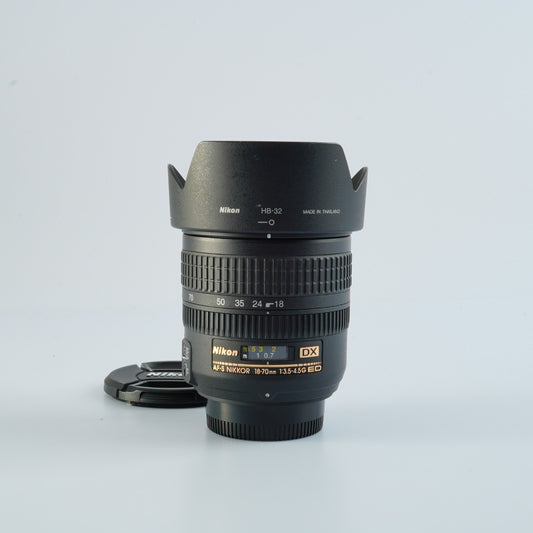 Nikon AF-S DX Nikkor 18-70mm f/3.5-4.5 G ED IF   ズームレンズ