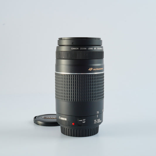 Canon EF 75-300mm F/4-5.6 Ⅲ USM  ズームレンズ