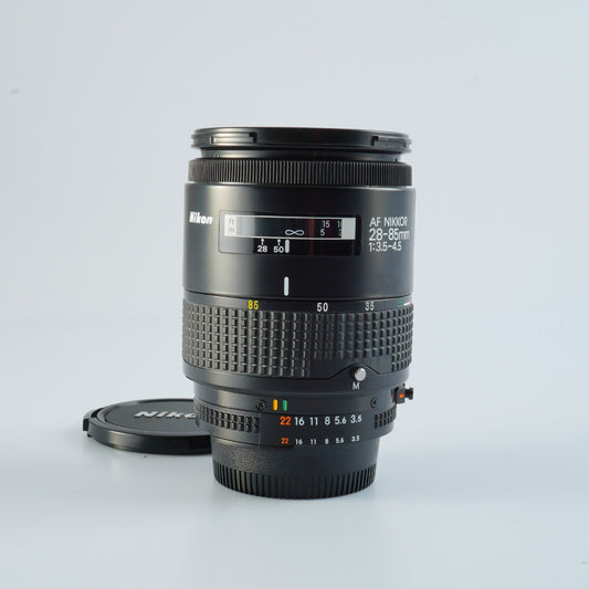 Nikon AF Nikkor 28-85mm f/3.5-4.5  ズームレンズ