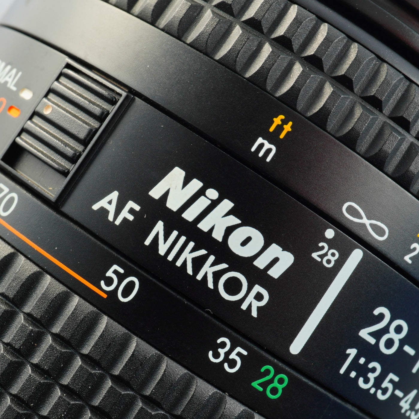 Nikon AF Nikkor 28-105mm F/3.5-4.5 D ズームレンズ