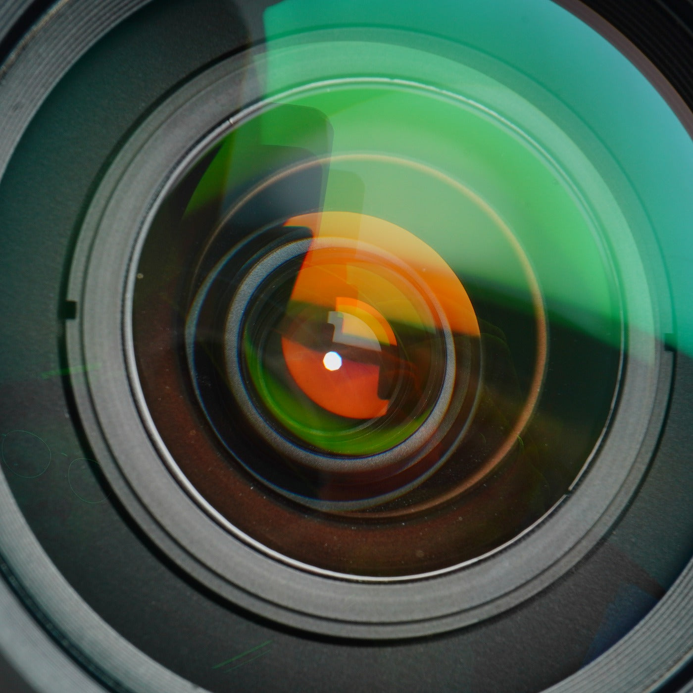 Nikon AF Nikkor 28-105mm F/3.5-4.5 D ズームレンズ