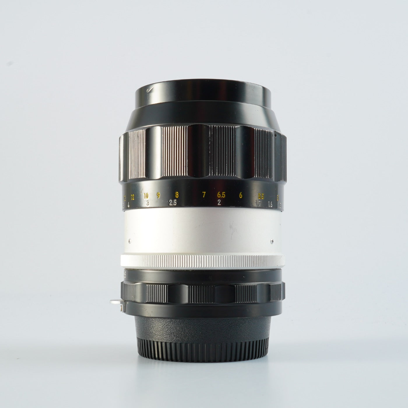 Nikon 非Ai Nikkor-Q.C Auto 135mm F/3.5 単焦点レンズ