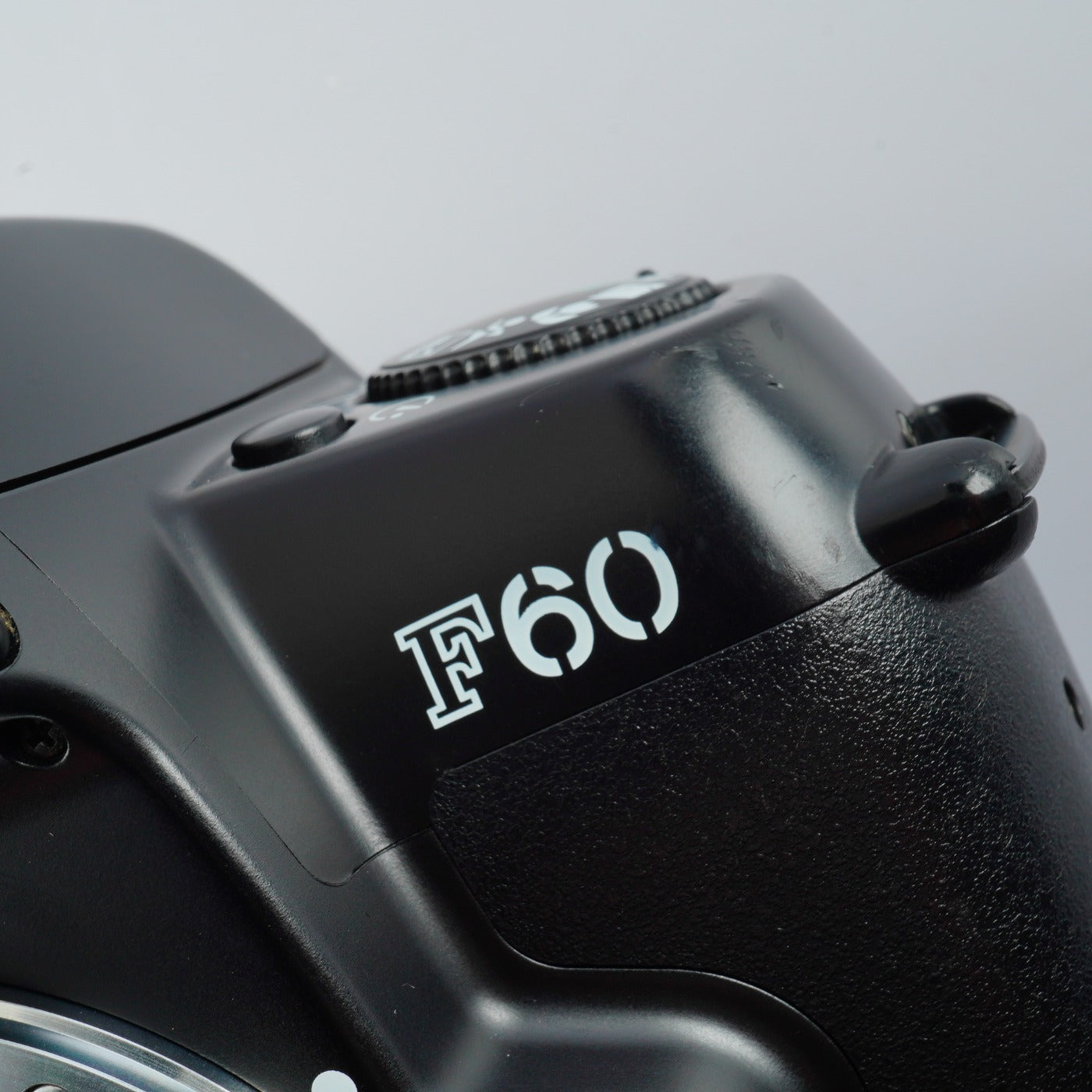 Nikon F60 (N60) + AF Nikkor 35-80mm F/4-5.6D AF フィルム一眼レフカメラ