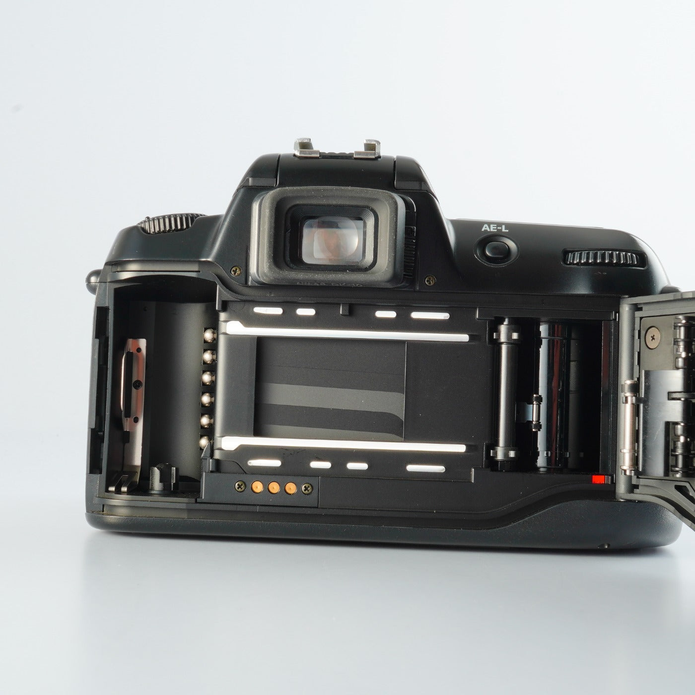 Nikon F60 AF NIKKOR 35-80mm 本体 Nikon F60 (N60) + AF Nikkor 35-80mm F/4-5.6D AF フィルム一眼レフ
