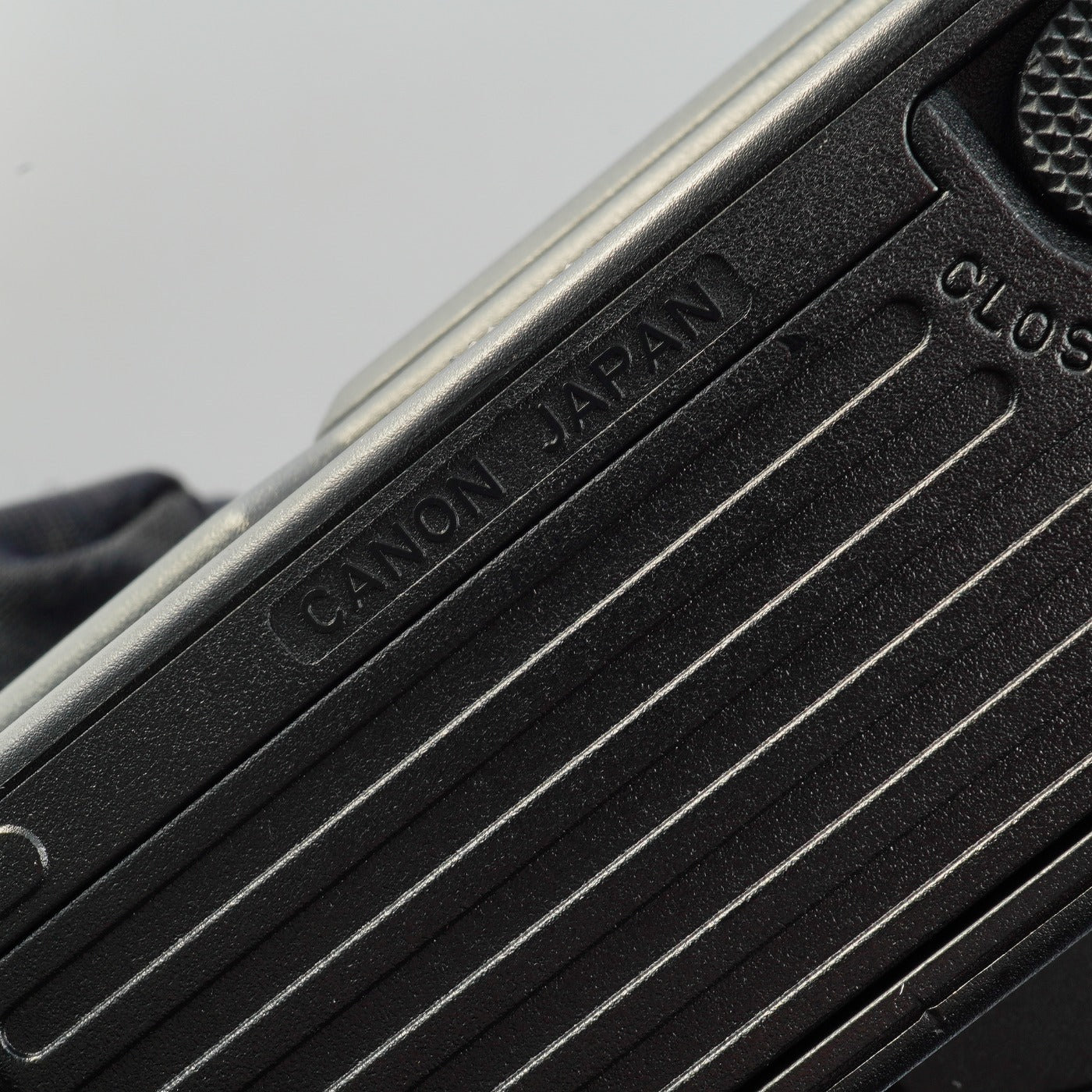 Canon T80 + Canon FD 50mm F/1.8 + SPEEDLITE 277T MF フィルム一眼レフカメラ