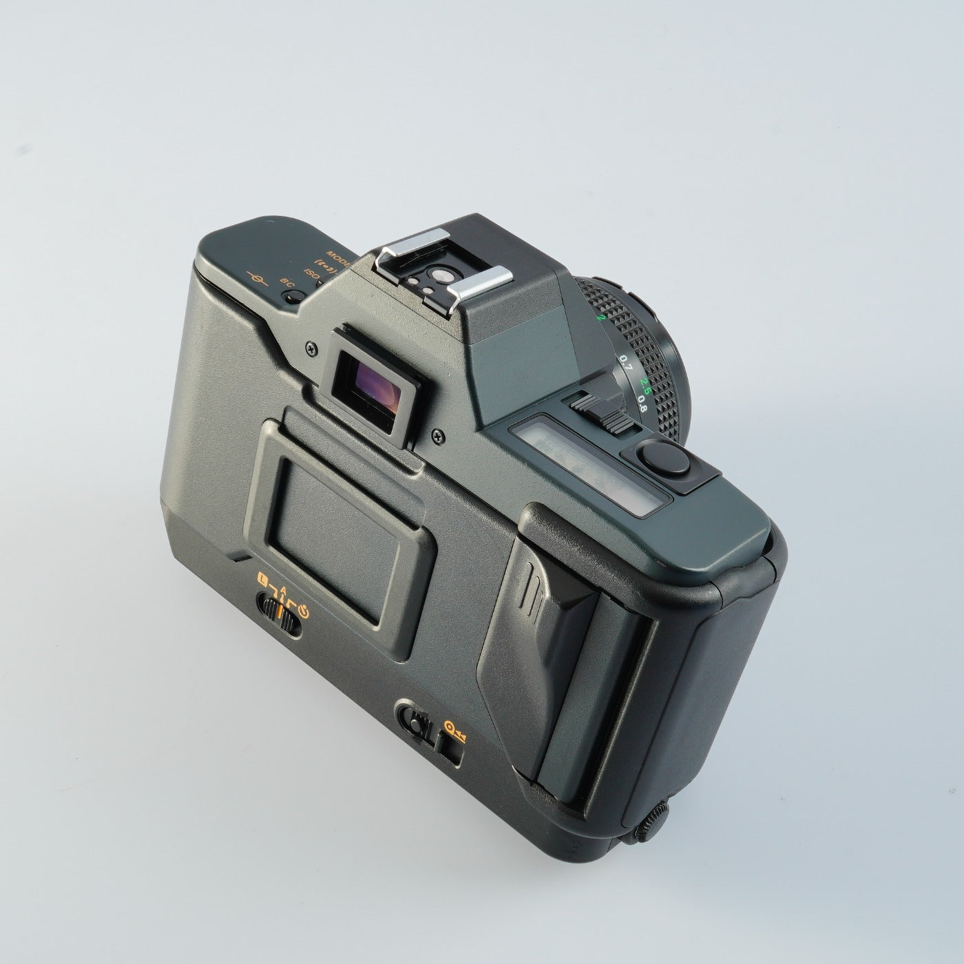Canon T80 + Canon FD 50mm F/1.8 + SPEEDLITE 277T MF Film SLR