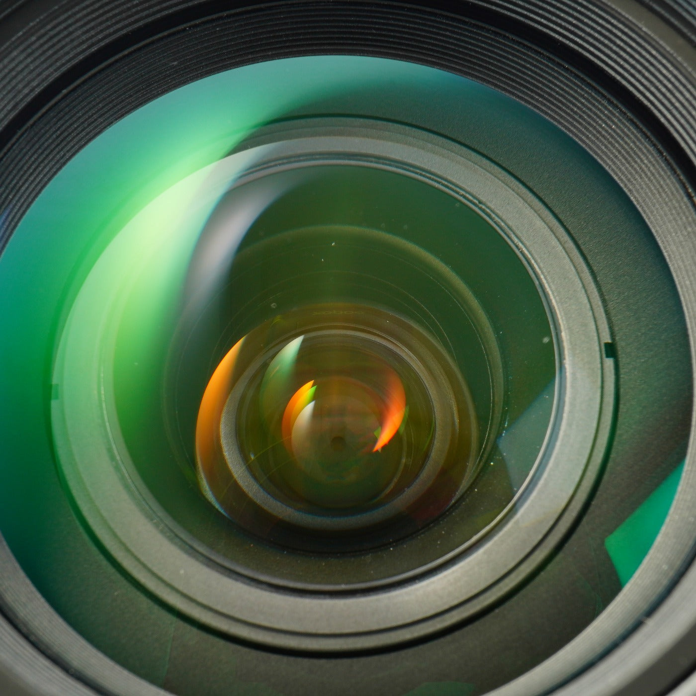 Nikon AF Nikkor 28-105mm F/3.5-4.5 D ズームレンズ