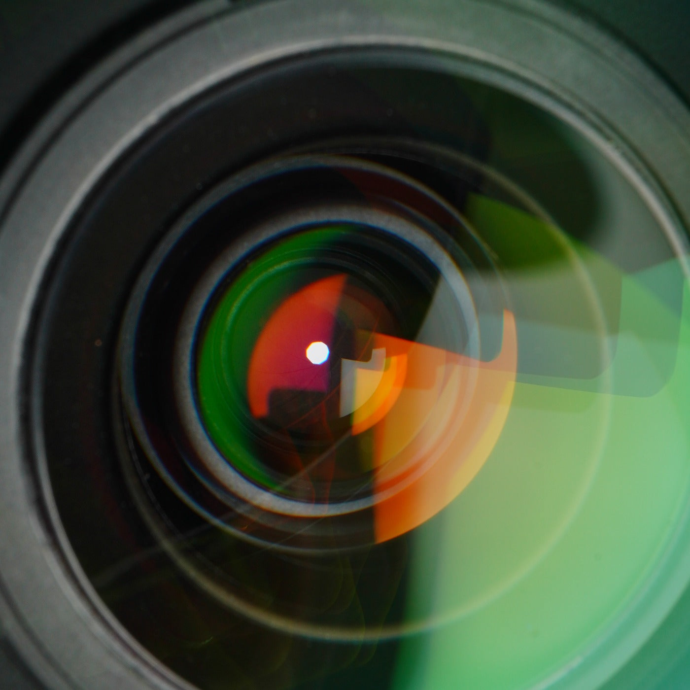 Nikon AF Nikkor 28-105mm F/3.5-4.5 D ズームレンズ