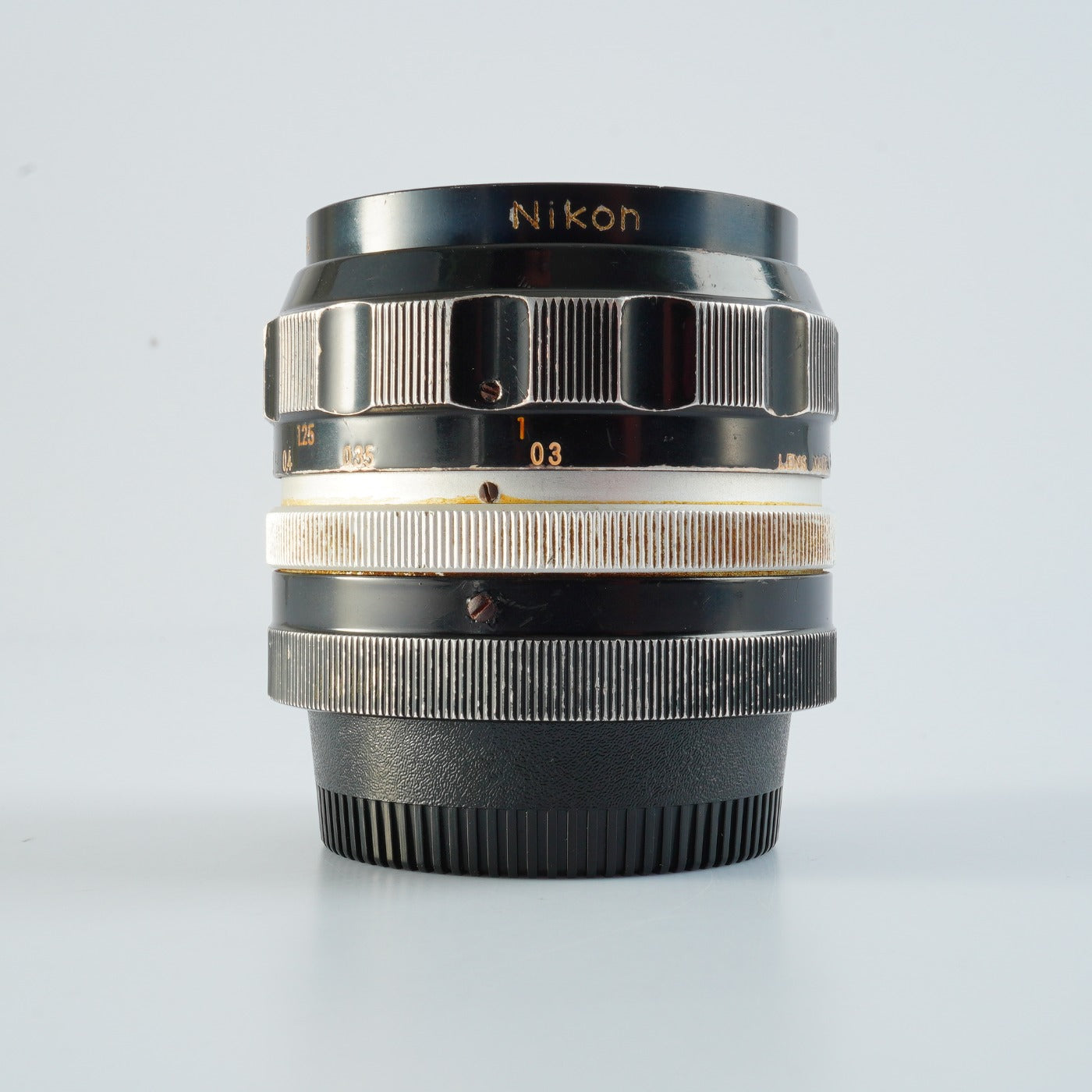 Nikon Nikkor-O Auto 非Ai 35mm F/2 単焦点レンズ