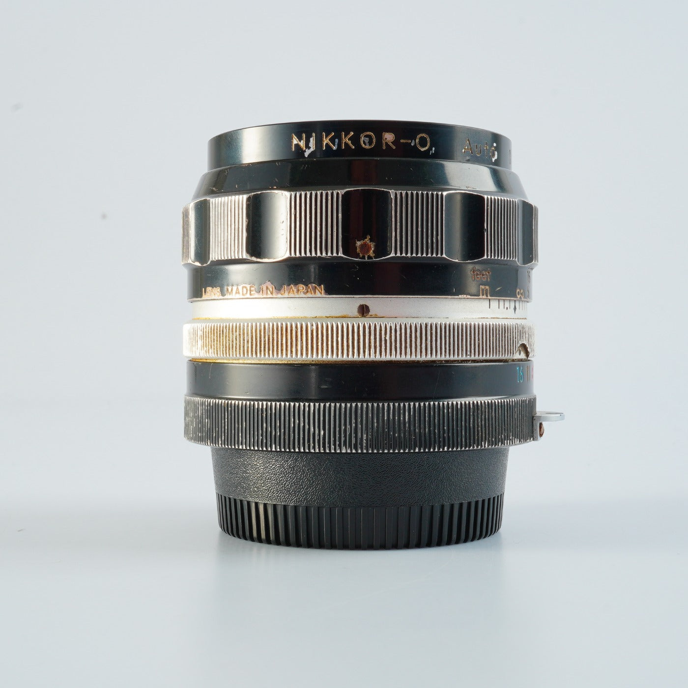 Nikon Nikkor-O Auto 非Ai 35mm F/2 単焦点レンズ