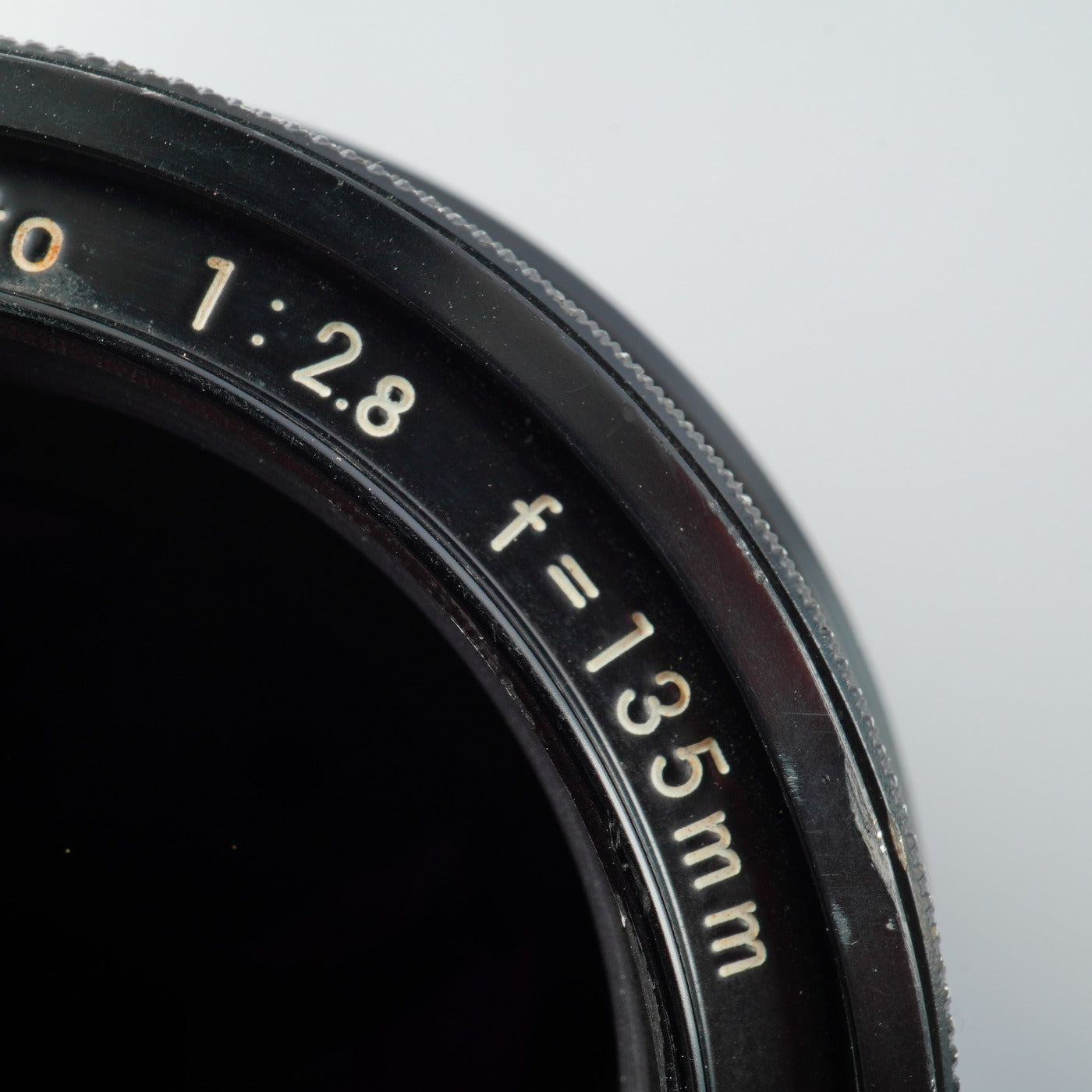 Nikon NIKKOR-Q.C auto 135mm F/2.8 非Ai 単焦点レンズ