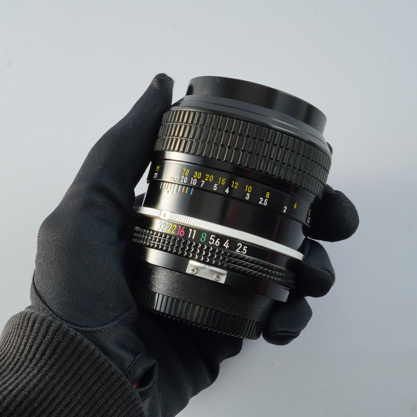 Nikon 非Ai Nikkor 105mm F/2.5 単焦点レンズ