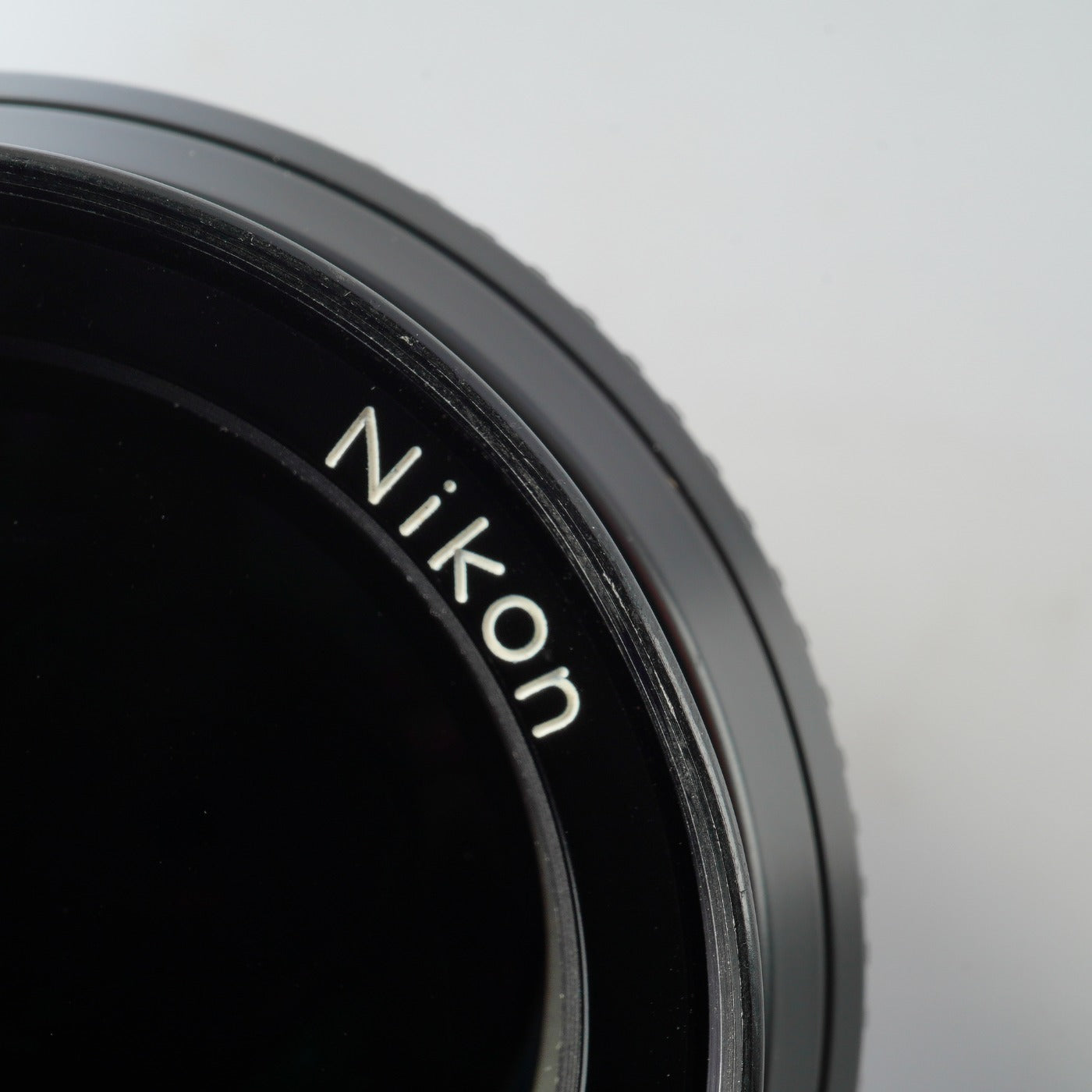 Nikon 非Ai Nikkor 105mm F/2.5 単焦点レンズ