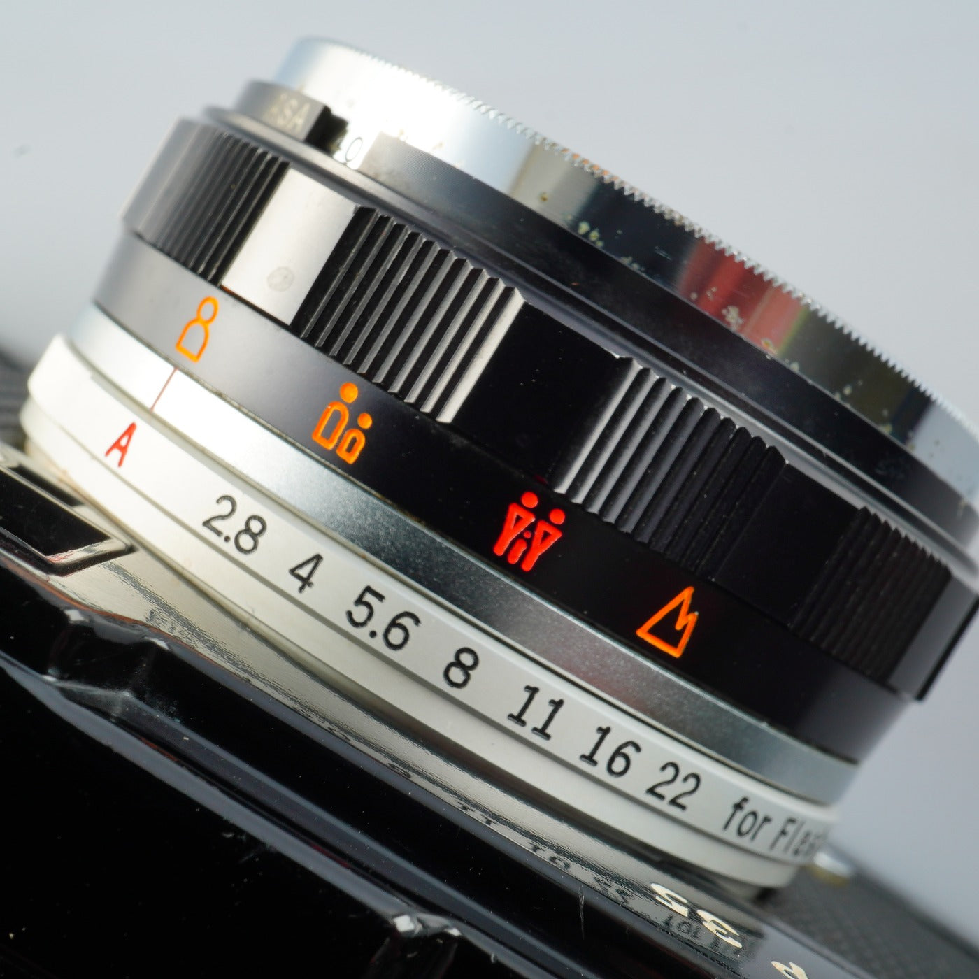 [Gewartet] OLYMPUS TRIP 35 40mm F/2.8 Schwarze Kompaktkamera