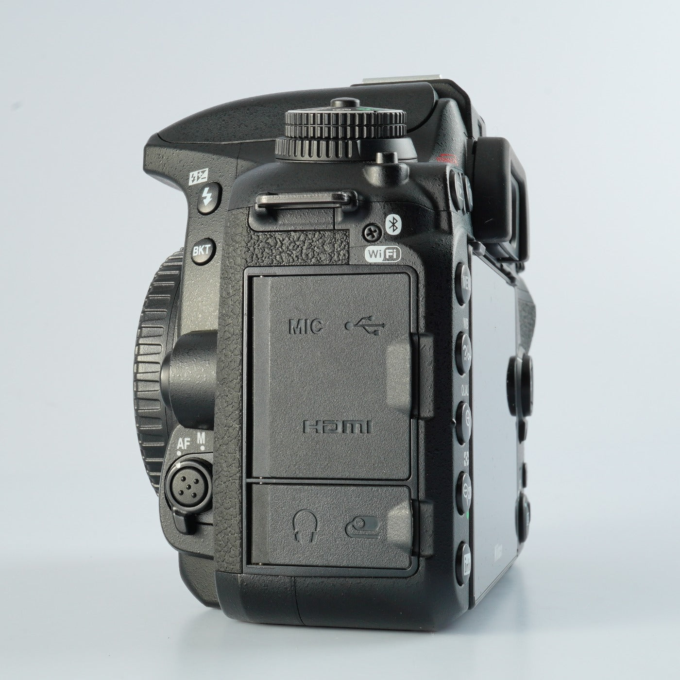 Nikon D7500 20.9MP [ 8,288 Shots ] デジタル一眼レフカメラ