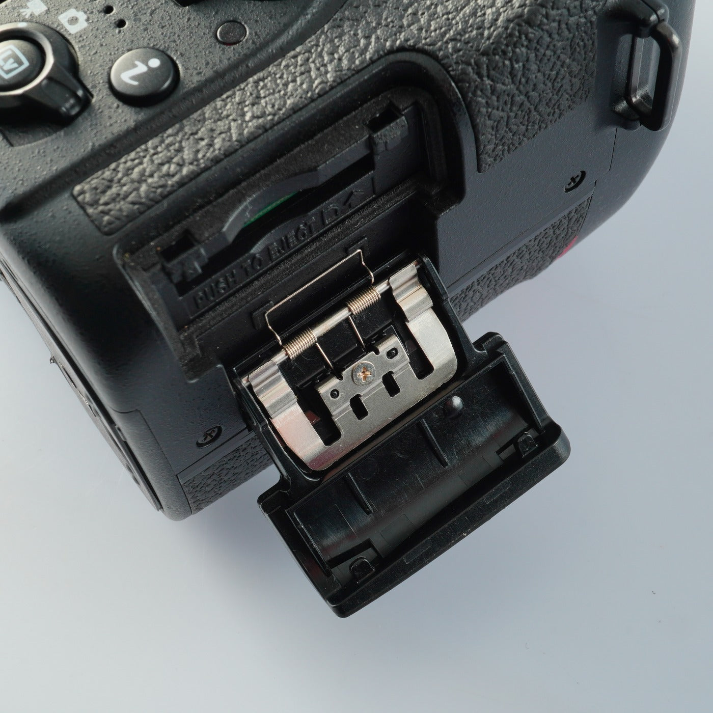 Nikon D7500 20.9MP [ 8,288 Shots ] デジタル一眼レフカメラ