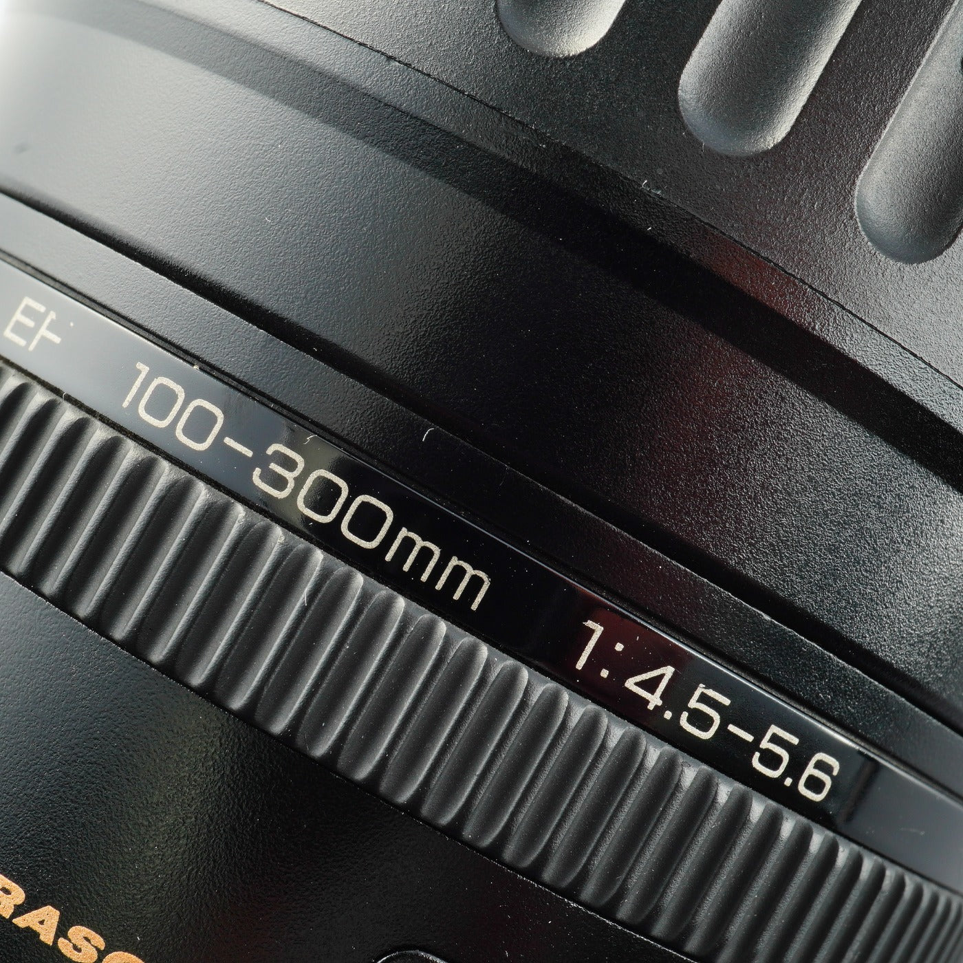 Canon EF 100-300mm F/4.5-5.6 USM ズームレンズ