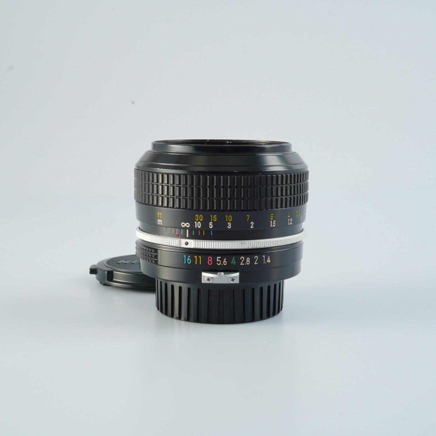 Nikon NIKKOR 非Ai 50mm F/1.4 単焦点レンズ