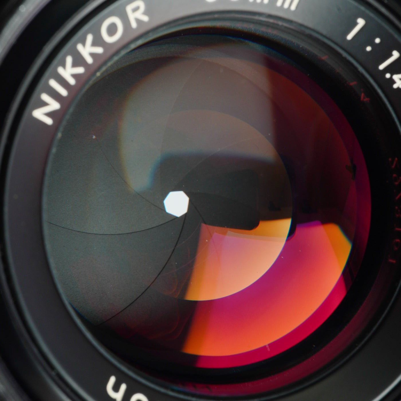 Nikon NIKKOR 非Ai 50mm F/1.4 単焦点レンズ