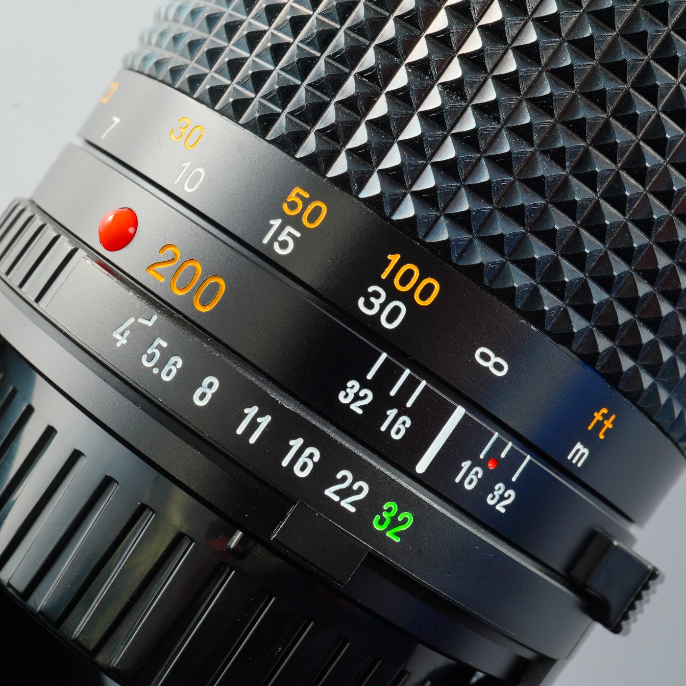 MINOLTA MD 200mm F/4 単焦点レンズ