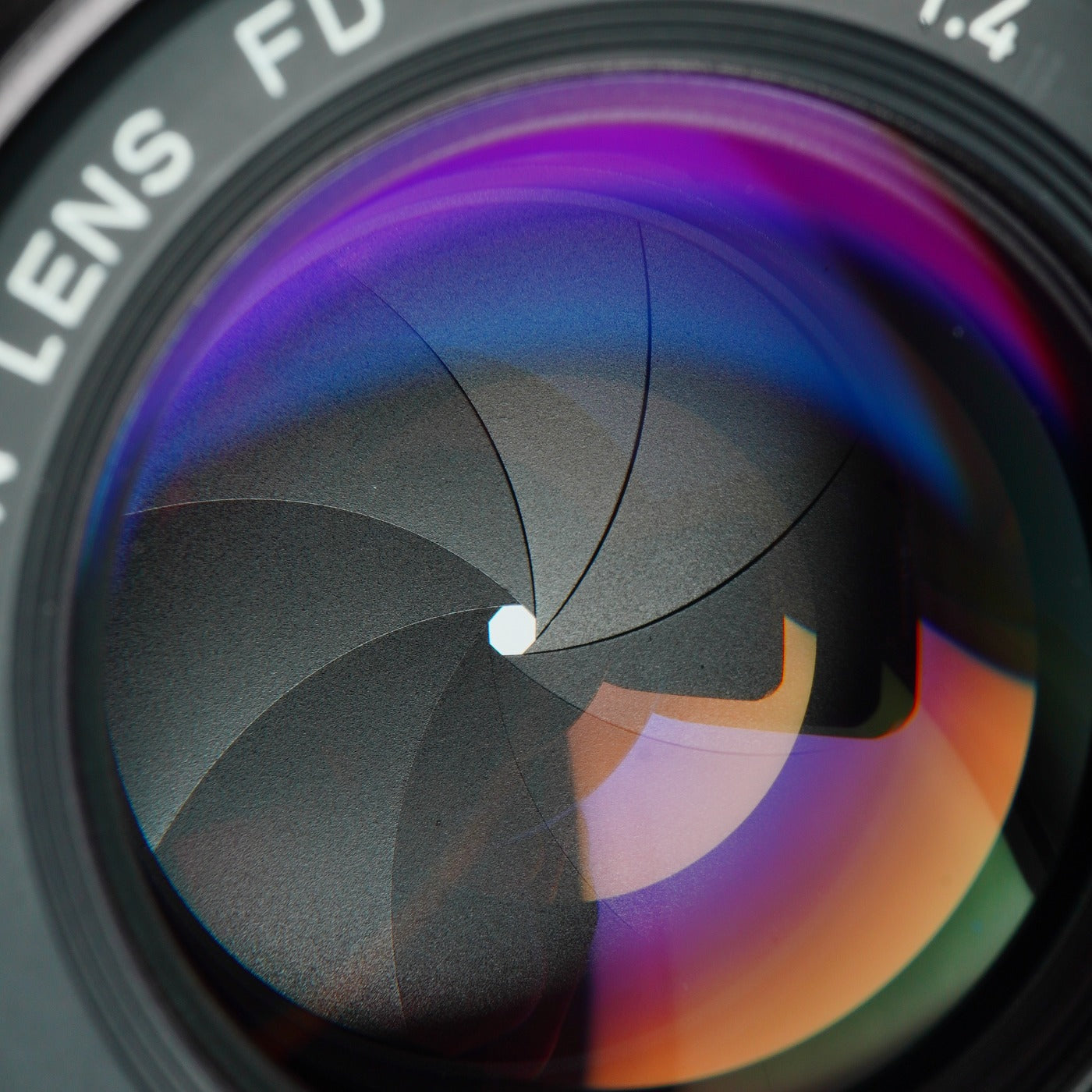 Canon New FD 50mm F/1.4 単焦点レンズ