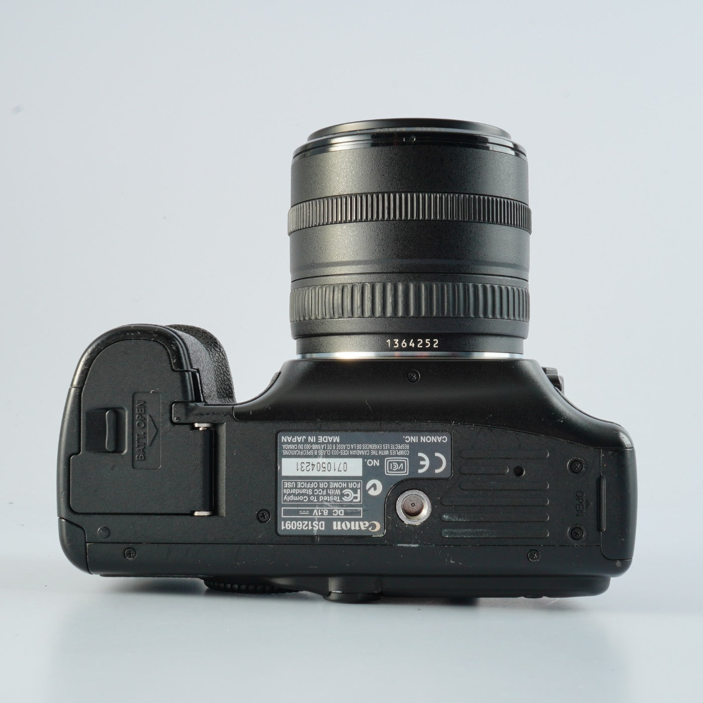 Canon EOS 5D + EF 35-75mm F/3.5-4.5 + CF 2GB デジタル一眼レフカメラ