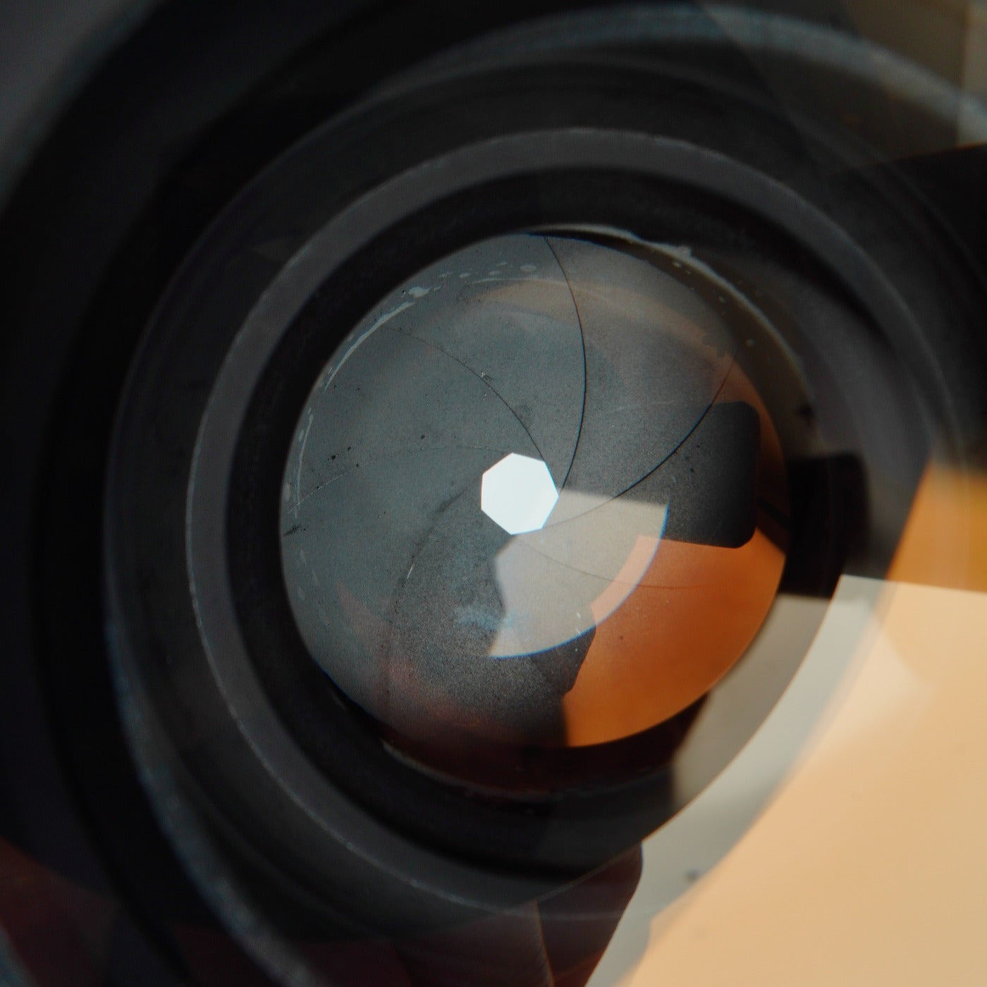 Nikon Ai改 Nikkor-O AUTO 35mm F/2 単焦点レンズ