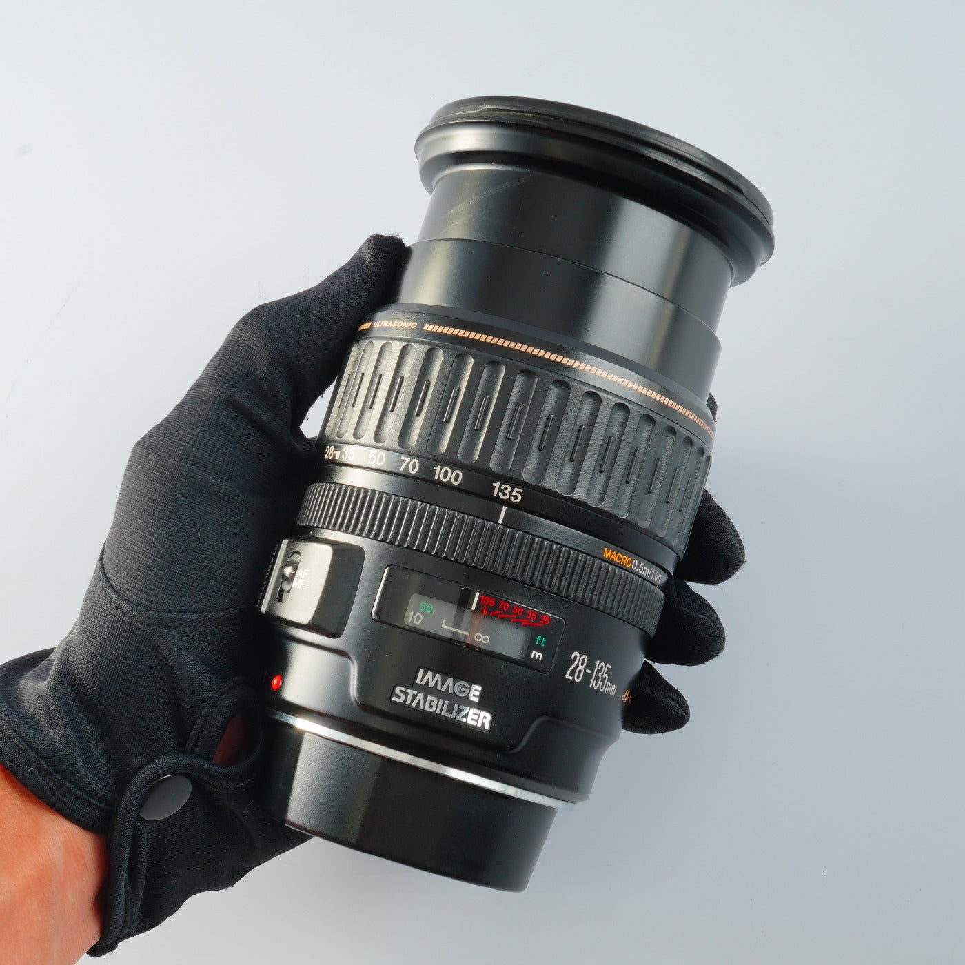 Canon EF 28-135mm F/3.5-5.6 IS ズームレンズ