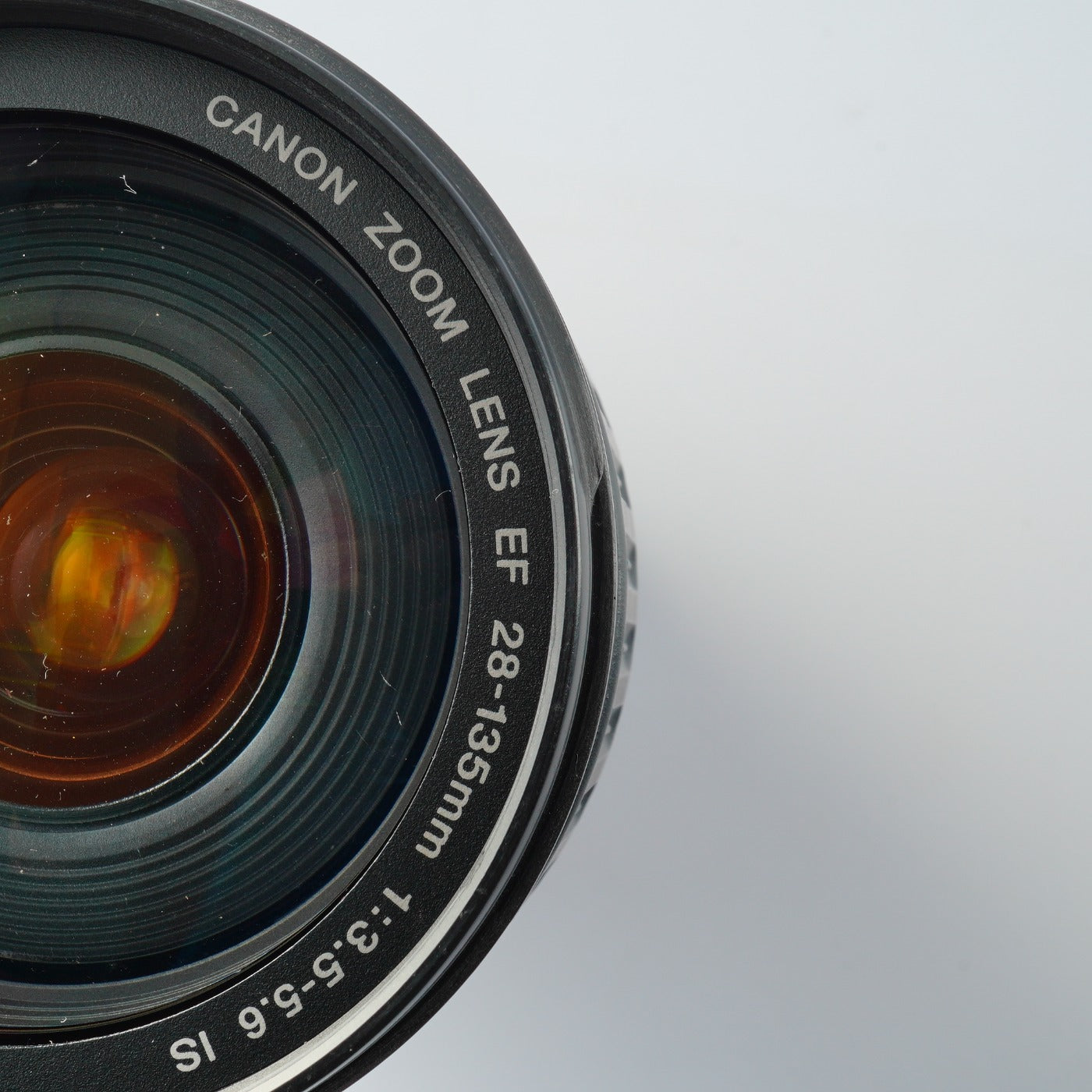 Canon EF 28-135mm F/3.5-5.6 IS ズームレンズ