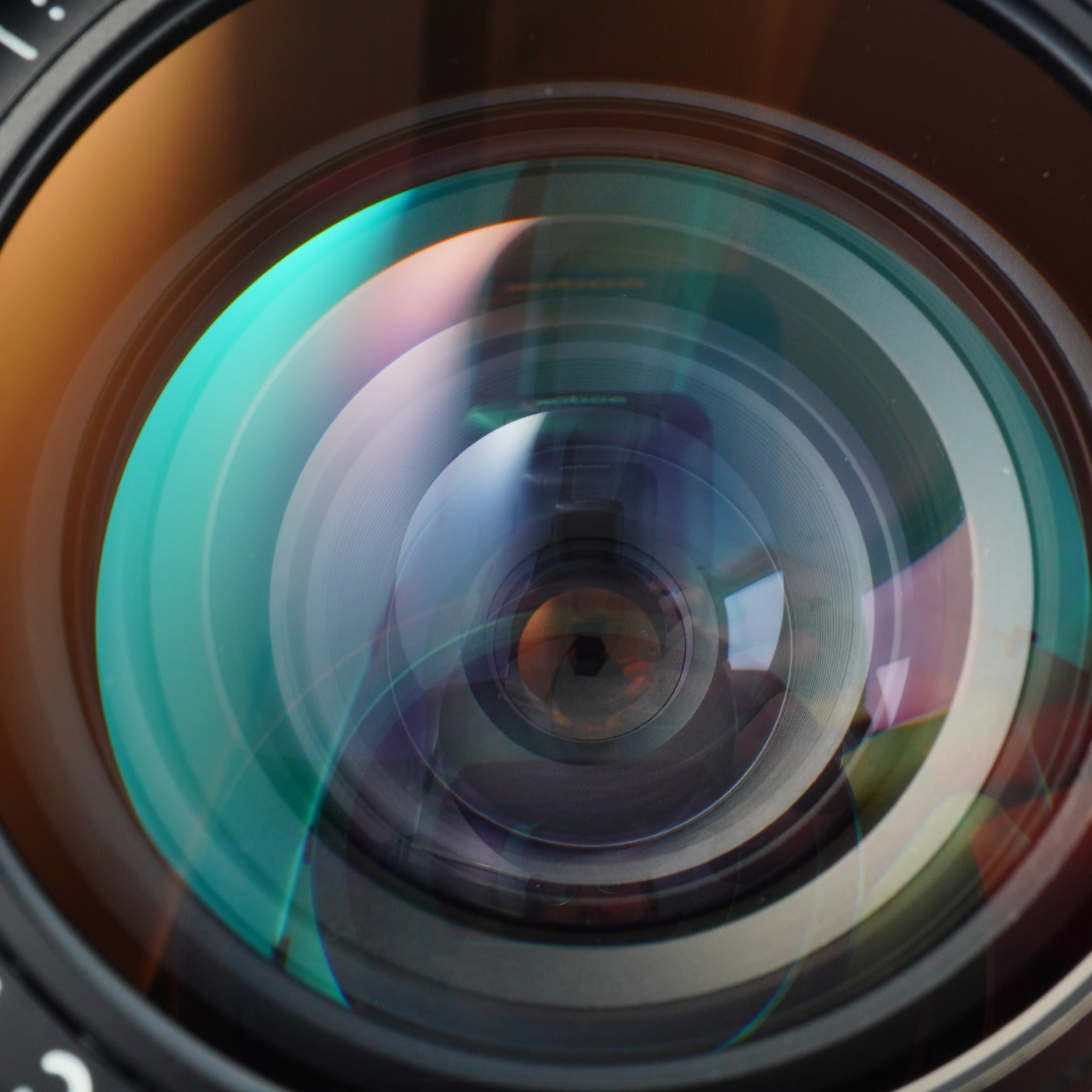 MINOLTA MC W.ROKKOR SG 28mm F/3.5 単焦点レンズ