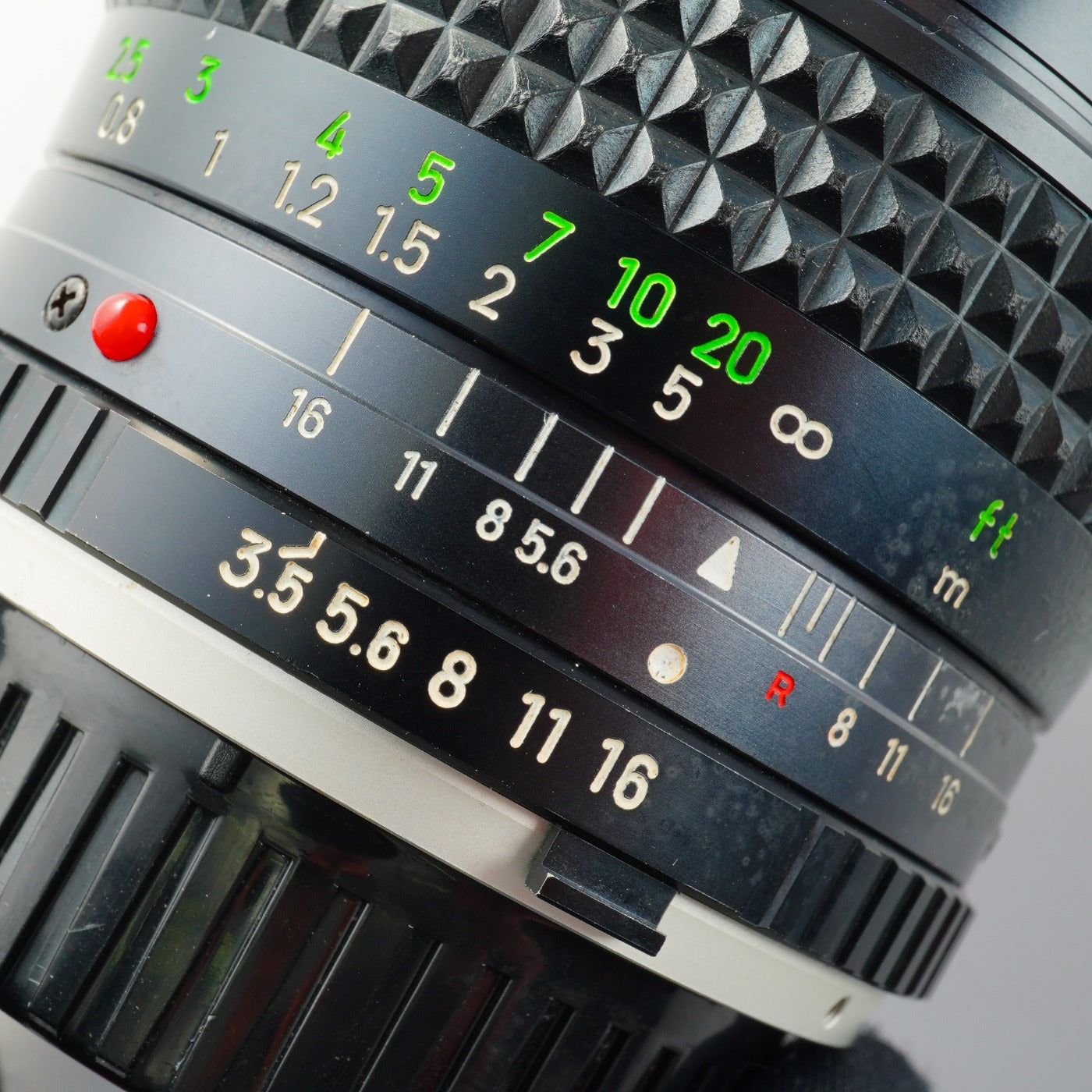 MINOLTA MC W.ROKKOR SG 28mm F/3.5 単焦点レンズ