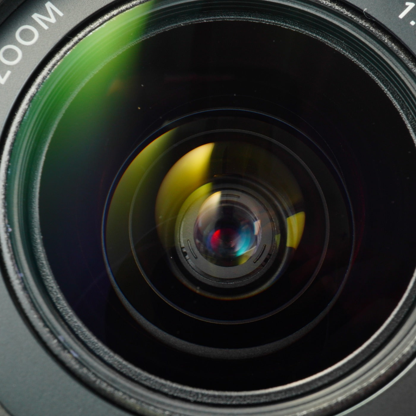 Canon EF-S 18-55mm F/3.5-5.6 IS STM ズームレンズ