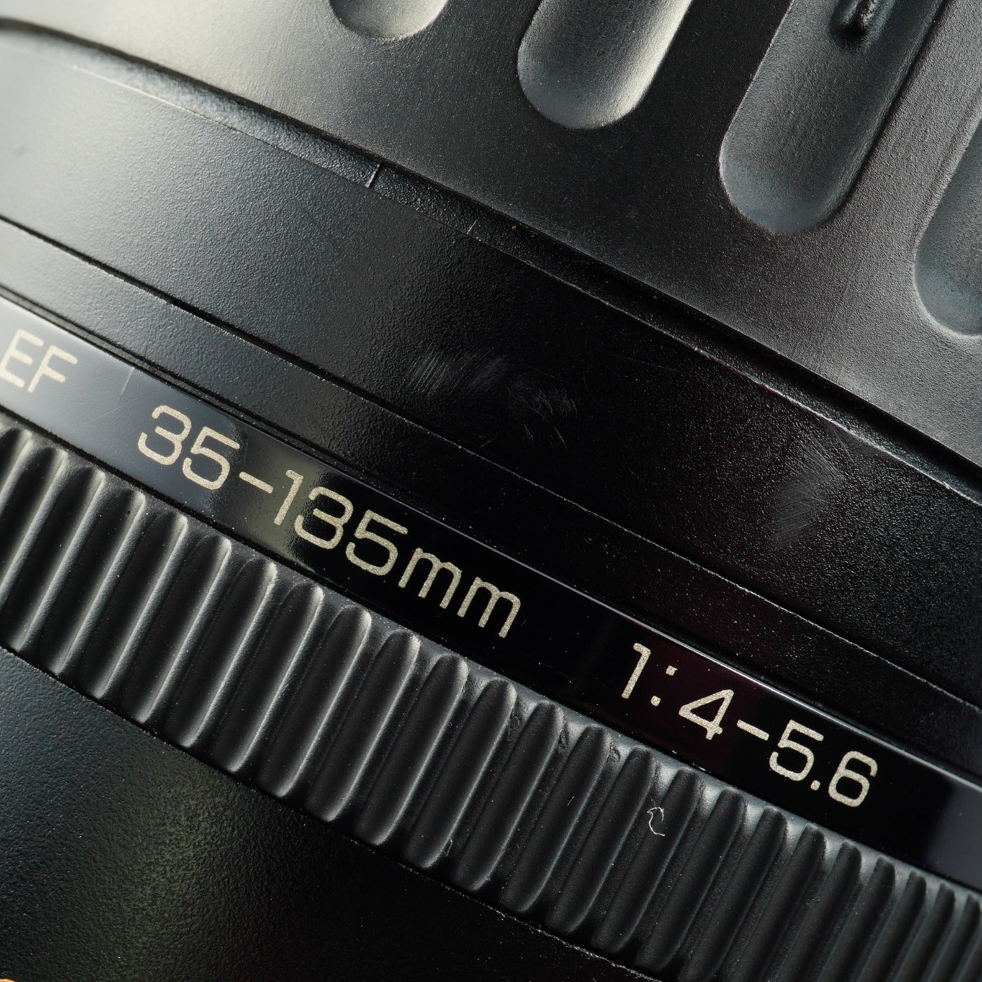 Canon EF 35-135mm F/4-5.6 USM ズームレンズ