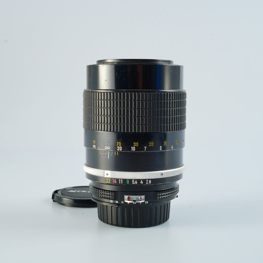 Nikon Ai Nikkor 135mm F/2.8 単焦点レンズ