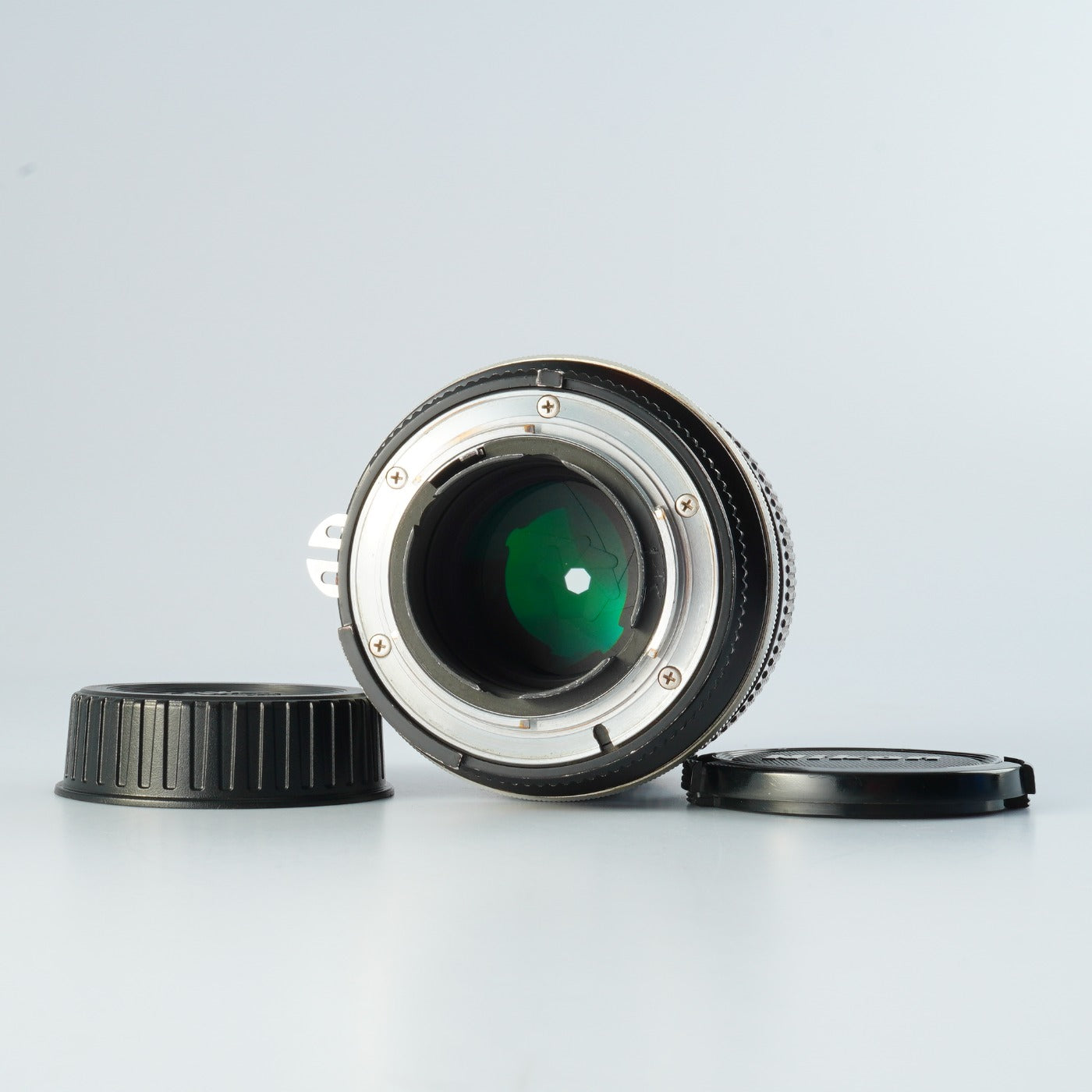 Nikon Ai Nikkor 135mm F/2.8 単焦点レンズ